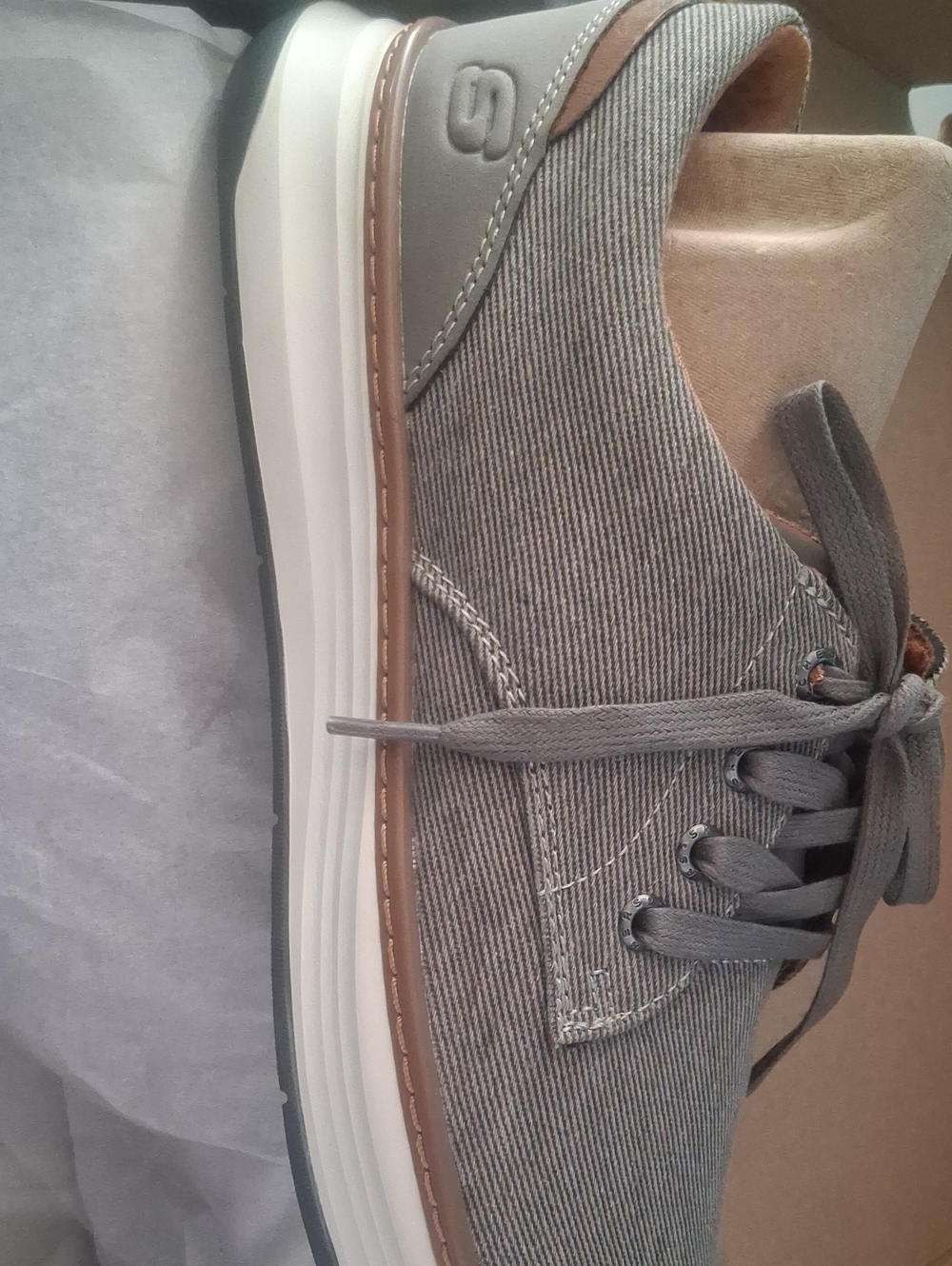 Skechers Men's Gray Canvas Lace-Up Slip-On Trainer with Brown Trim